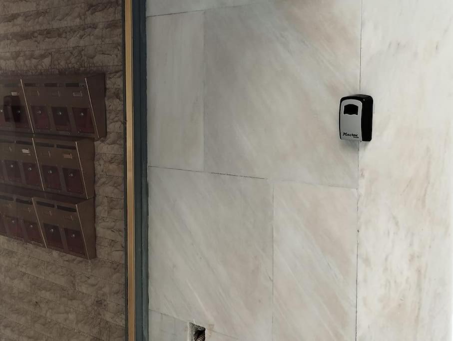 Nektar Cosy Apartment In City Centre Atenas Exterior foto